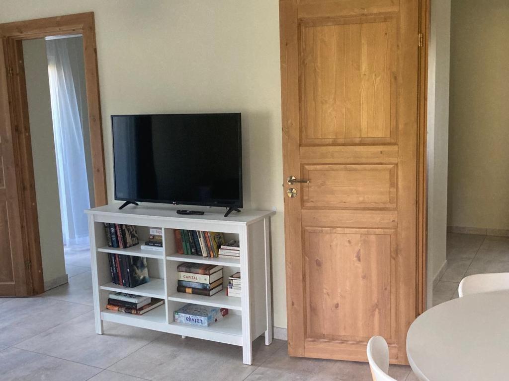 Luci Juras Apartamenti 2 Roja Exteriör bild